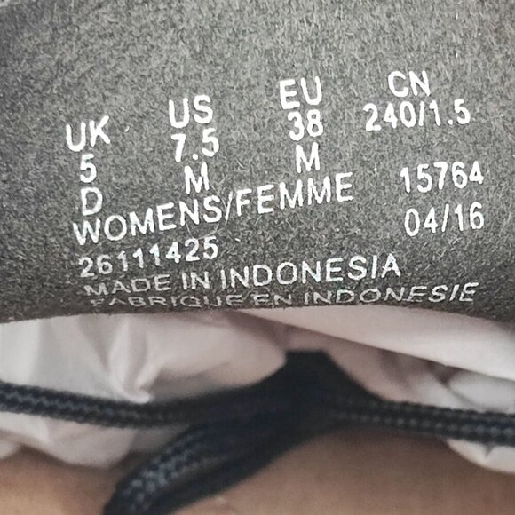 Clarks Women's Artisan Dark Gray Suede Loafer Size 7.5 - Picture 7 of 8